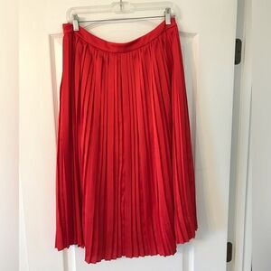 Red Banana Republic pleated skirt